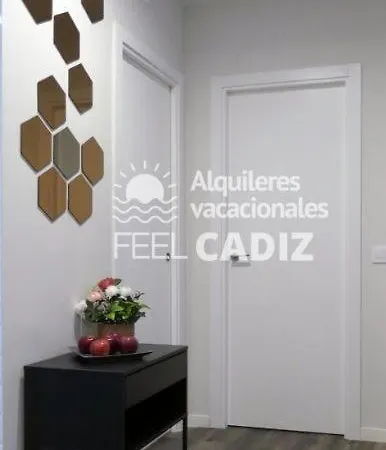 Damia, Feel Apartment